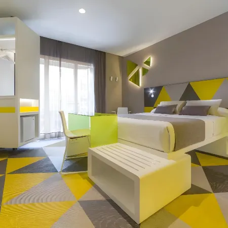 Hotel Macià Sevilla Kubb