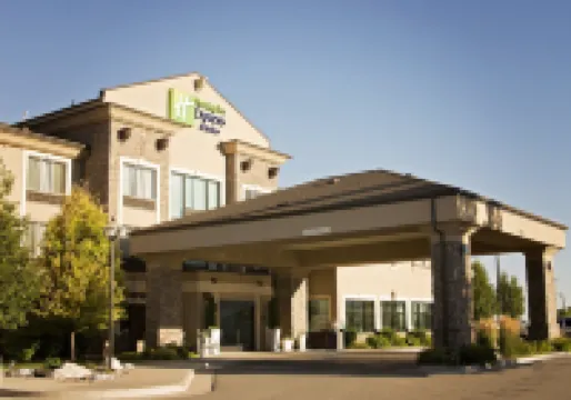 Holiday Inn Express & Suites LOGAN by IHG