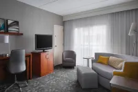 Courtyard Philadelphia Willow Grove Hotels in Warminster Township