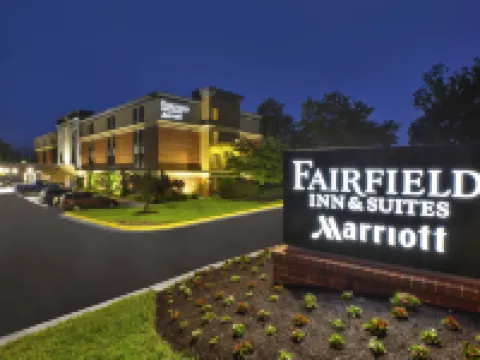 Fairfield Inn & Suites Herndon Reston Hotels in Herndon