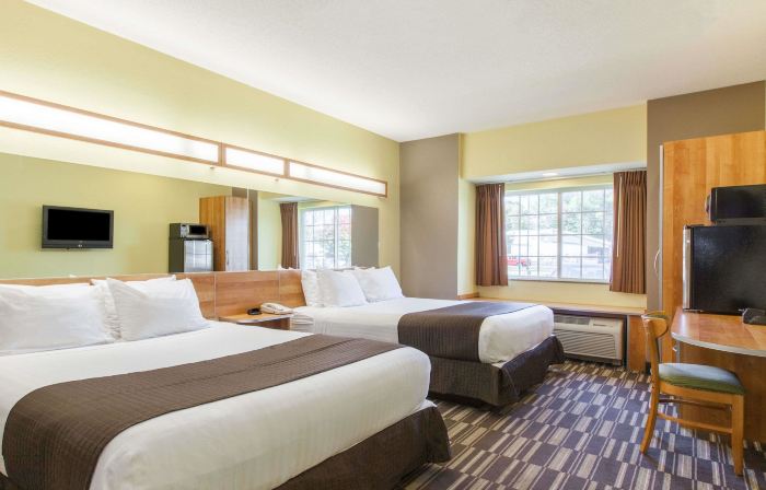 Microtel Inn & Suites by Wyndham Johnstown