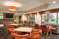 Hampton Inn by Hilton West des Moines Lake Drive Hotels in West Des Moines