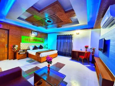 Hotel Khan Palace Hotels in 