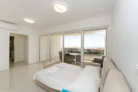 Deluxe Apartment Rita 10 Hotels in 