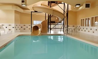 Super 8 by Wyndham Amherst NS