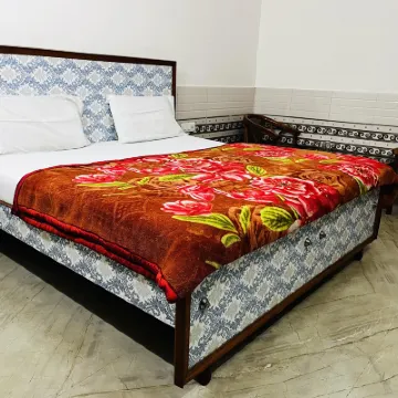 Bhai Rati Ram Palace Hotels near Hazrat Nizamuddin Station