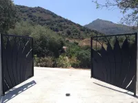 E PIAZZE. T2 TERRACE AND GARDEN WIFI PRIVATE PARKING. Hoteles en Monticello