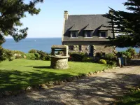 Port Manech: House with garden exceptional sight ocean (180°) Hotels in Nevez