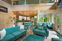 Happy Days Cabin-Great Rates with Theater Room, Hot Tub, Jukebox and Pool Table