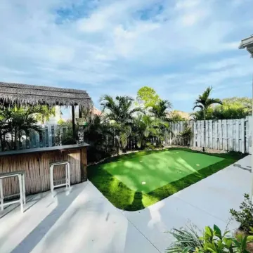 Seabreeze garden oasis, jacuzzi, golf, mins ->beaches