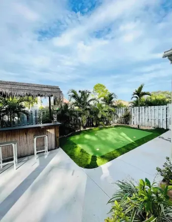 Seabreeze garden oasis, jacuzzi, golf, mins ->beaches Отели рядом с достопримечательностью «Island Bamboo»