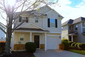 Elegant & Renovated Family Space-King Size Bed