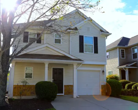 Elegant & Renovated Family Space-King Size Bed Hotels in Paulding County