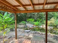 Secluded nature escape. 8 min. to Robert Trent Jones and 5 min. to downtown. - 3つ星