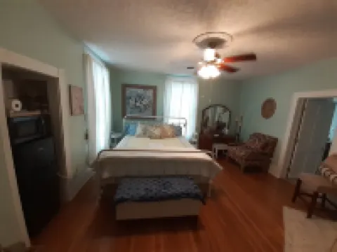 Victorian Spa EnSuite @ Nottingham PL, King Bed, Jacuzzi Near UVa-Wise & Main St 와이즈 호텔