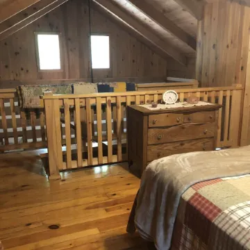 ~ Cabin in the Wildwoods ~ Secluded ~ Rustic ~ Family Friendly~