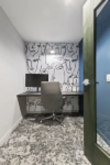 "Hope of Evanston" 180°view, 2BDR +2Bath Urban luxury