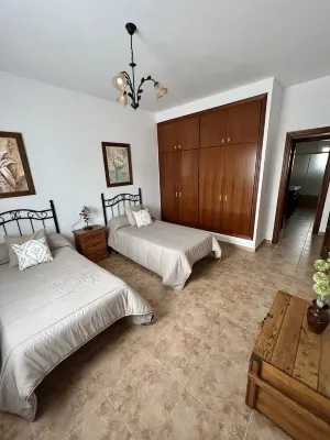 "CasaBlanca" Rural Villa with pool and barbecue.