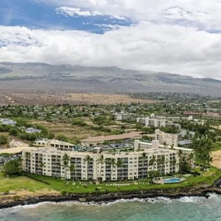 Breathtaking Ocean Front Views. Incredible Reviews.