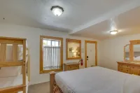 Bear Lake Charming Apt w Kitchen