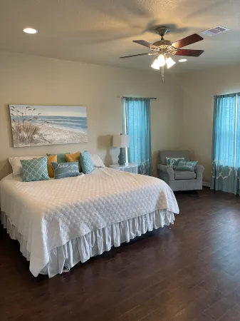 “Reeling Em Inn” waterfront home on the Colorado River. Boat slip included.