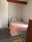 Bright and Cheerful Lake Front Beach Cottage