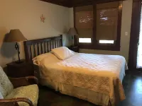 BEACH FRONT KAILUA ESTATE, OCEAN VIEWS, HUGE LUSH PRIVATE HISTORIC PROPERTY