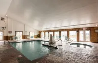 Stunning Views! Indoor Pool, Sleeps 2