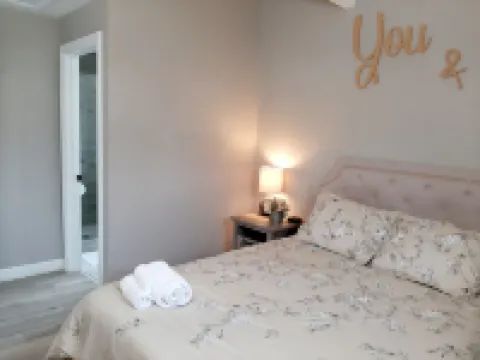 Modern 4-beds House Near Disneyland & Knott's Berry Farm