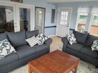 NEW Condo above bakery in Downtown Frankfort w/ Sunroom view of Betsie Bay! Hotels in Frankfort