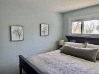 NEW Boardman River House with a Hot Tub