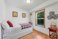 Beautiful Cottage on Large one Acre Private Lot