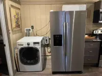 The Big Tiny White House