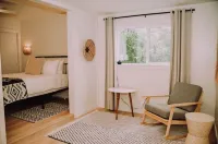 Stylish & Cozy Home - Newly Renovated