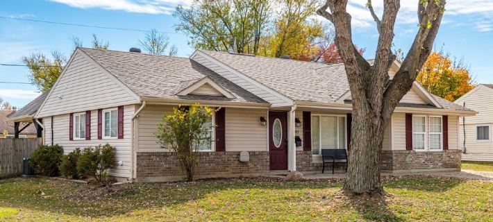 Central Location- Updated 3 Bed 2 Bath Hotels in Greene County