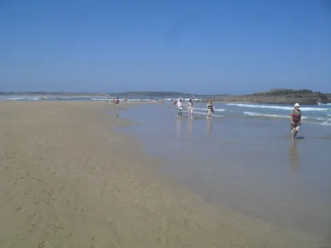 Apartment well connected at the entrance of the city. Ideal for two people. Hotels near Parque Ferrol