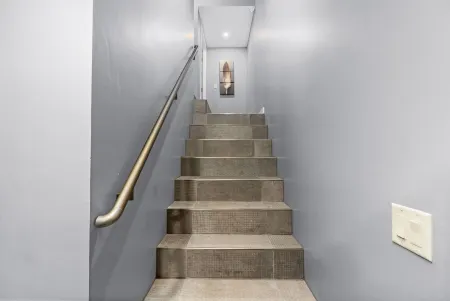 Discover Serenity: Your Ultimate Hidden Retreat for a Cozy Vacation Getaway.