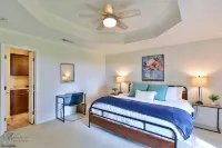 The Kokomo Lakehouse on Hubbard Creek w/ Private Dock at Breckenridge Sleeps 16