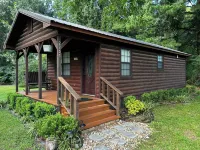 Fox Run Cabin with WiFi Right on 130 Mile Hike-Bike and Equestrian Trail. - 3 tähden