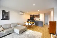 Kaythree - Perfect 3br townhouse close to the centre of Ballarat Hotel a Canadian