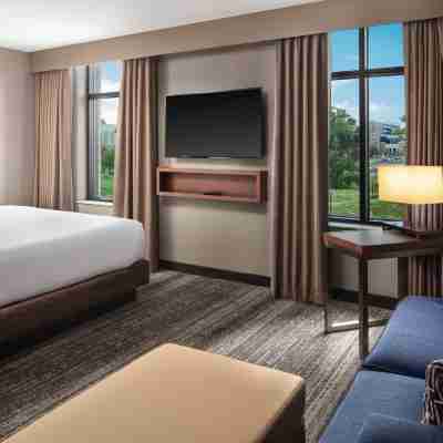 Embassy Suites by Hilton South Bend at Notre Dame Rooms