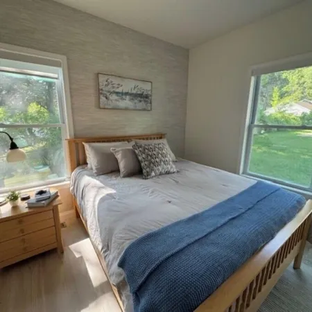 2024 Luxury Lakefront Escape I Dock/Fire Pit I Sunsets I Magician Lk I Sleeps 14