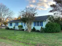 4Br 2BA-Pet Friendly. Walk to Beach, Town, Dining. Pool, Pickleball, Tennis, Gym Hotels near Bethany Beach Boardwalk