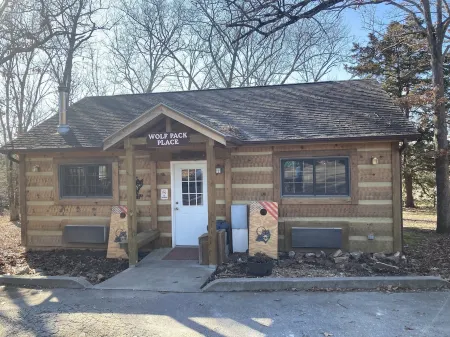 Wolf Pack place of Pomme de Terre Lake!