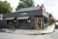 MONROE MATTI - Sleeps 14 in a Luxury 1890s Home - Cowboy Pool - Garage Hotel di 