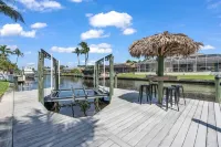 OCEANLUX-Luxury+Gulf_Access+Heated_Pool+Kayaks+Golf+Chefs_Kitchen+Games