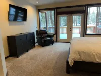 Cozy 2+ bedroom riverfront house in tranquil Cle Elum. Your home away from home.