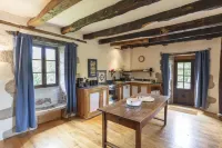 6 bedroom manor house in large property with pool and garden, games room