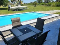 Central Florida Vacation Stilt Home with pool! Hotels in Ruskin