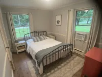 Renovated Ranch 5 Bed 2 Bth, Open concept. Close to beaches, airport & Portland Hotels near Cabela's